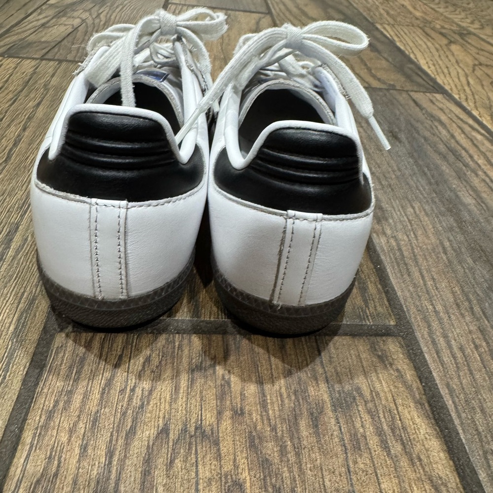 Adidas Sambas women’s 9, men’s 7.5 - Picture 7 of 10
